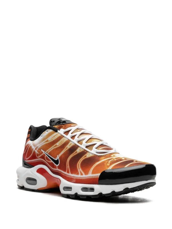 Nike Air Max Plus Light Photography - Image 2